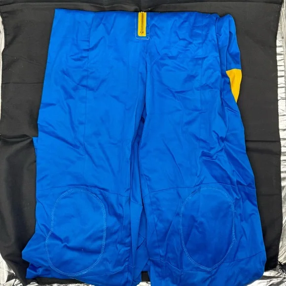 Fallout Costume - Picture 2 of 4